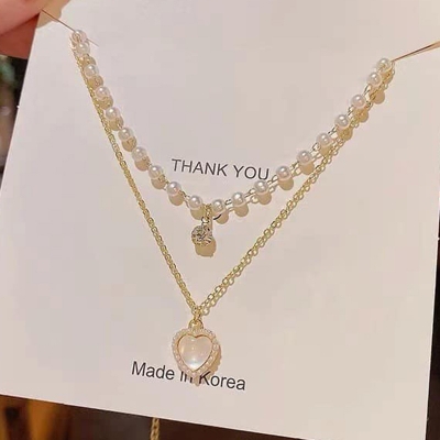 Picture of Pearl Heart Necklace, Unique Trendy Aesthetic Necklace  for Women