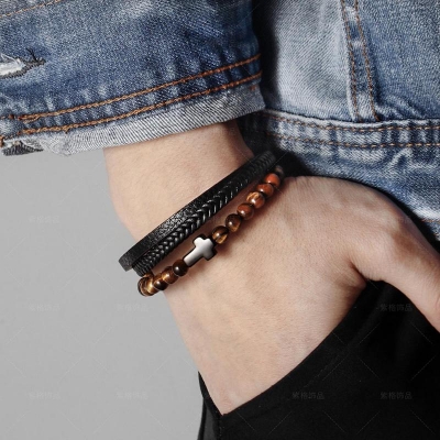 Picture of Leather Braided Bracelet For Men - Bracelet