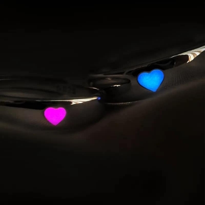 Picture of 1pcs Glow In The Dark Heart Detail Cuff Ring