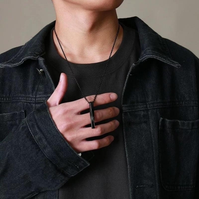Picture of Simple Vertical Bar Pendant Necklaces for Men