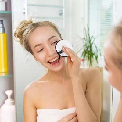 Picture of Reusable Fiber Make Up Remover Puff