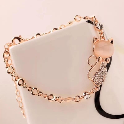 Picture of Rose  Cute Zircon Cat Bracelets Charms Bracelets For Women