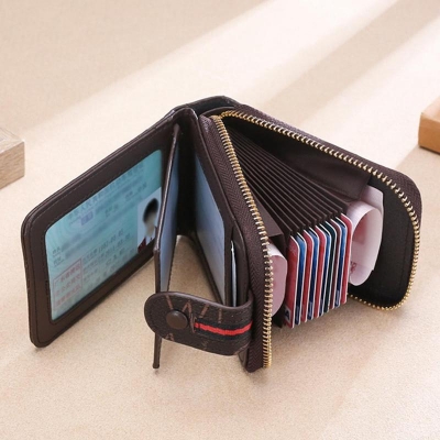 Picture of High Quality Dedit or Credit Card Holder with Wallet For Men