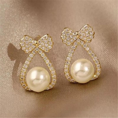 Picture of New Elegant and Exquisite Zircon Bow Pearl Earrings For Woman 2021 Korean Fashion Jewelry Party Girl Temperament Earrings