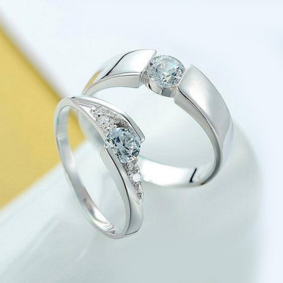 Picture of Crown Couple Ring for Women Silver Rings Fashion Jewelry Accessory