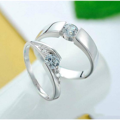 Picture of Crown Couple Ring for Men And Women Band Ring with Engraving