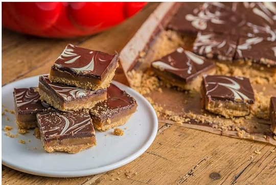 Picture of 2pcs-Carnation Evaporated Milk Cooking And Bakery , 2 x 410 g, Tin