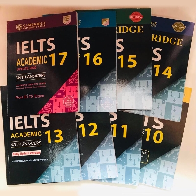 Picture of Cambridge IELTS With CD 10-17 Academic White Print Book