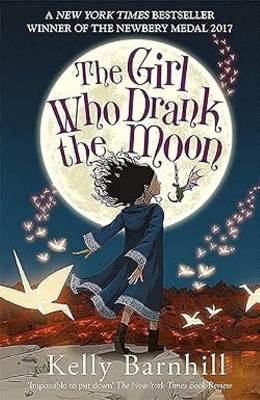 Picture of The Girl Who Drank the Moon (Paperback)