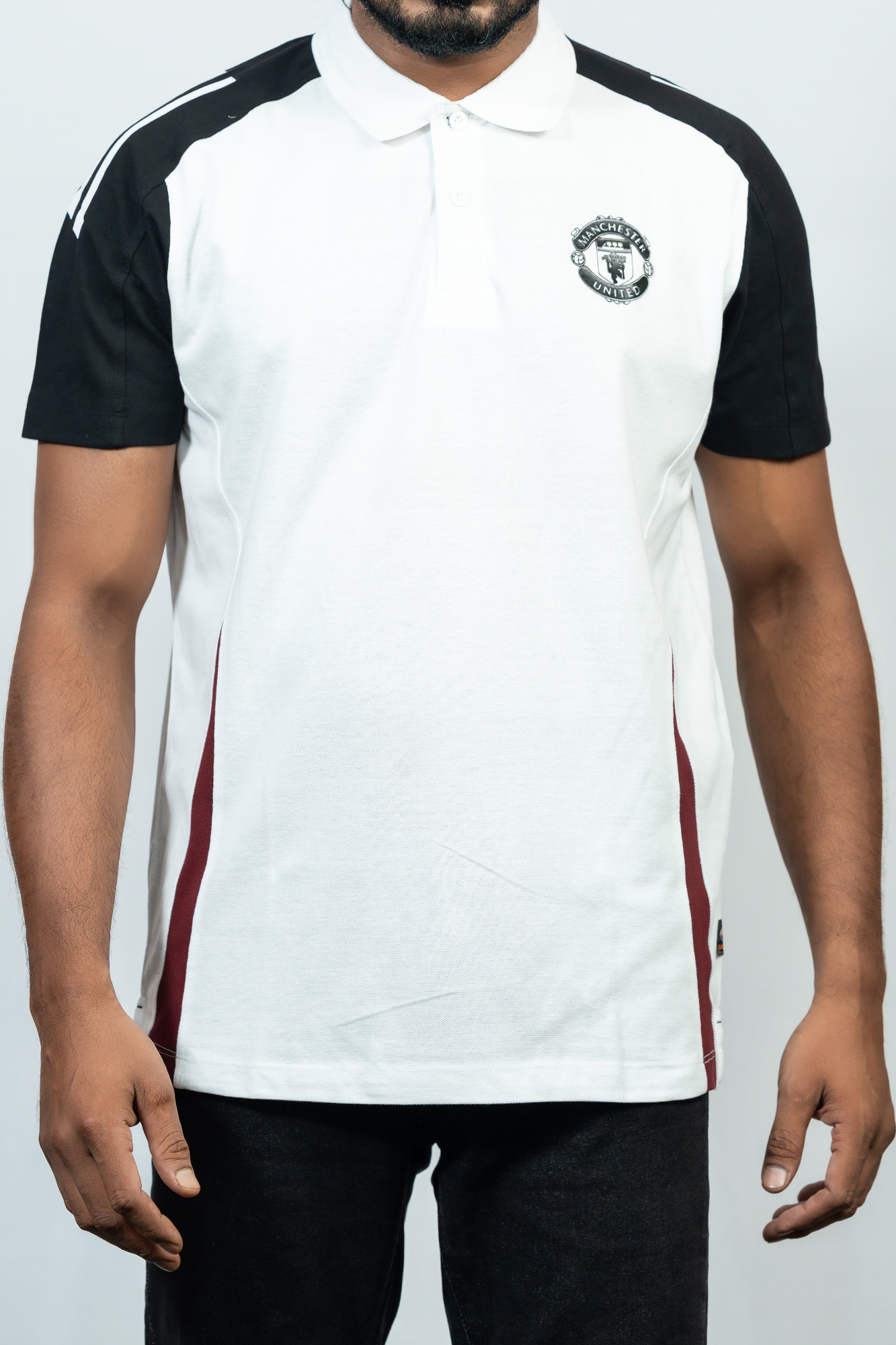 Picture of Manchester United Official design Polo Tshirt White & Black
