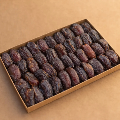 Picture of Premium Medjool Dates Large Size 1kg Box