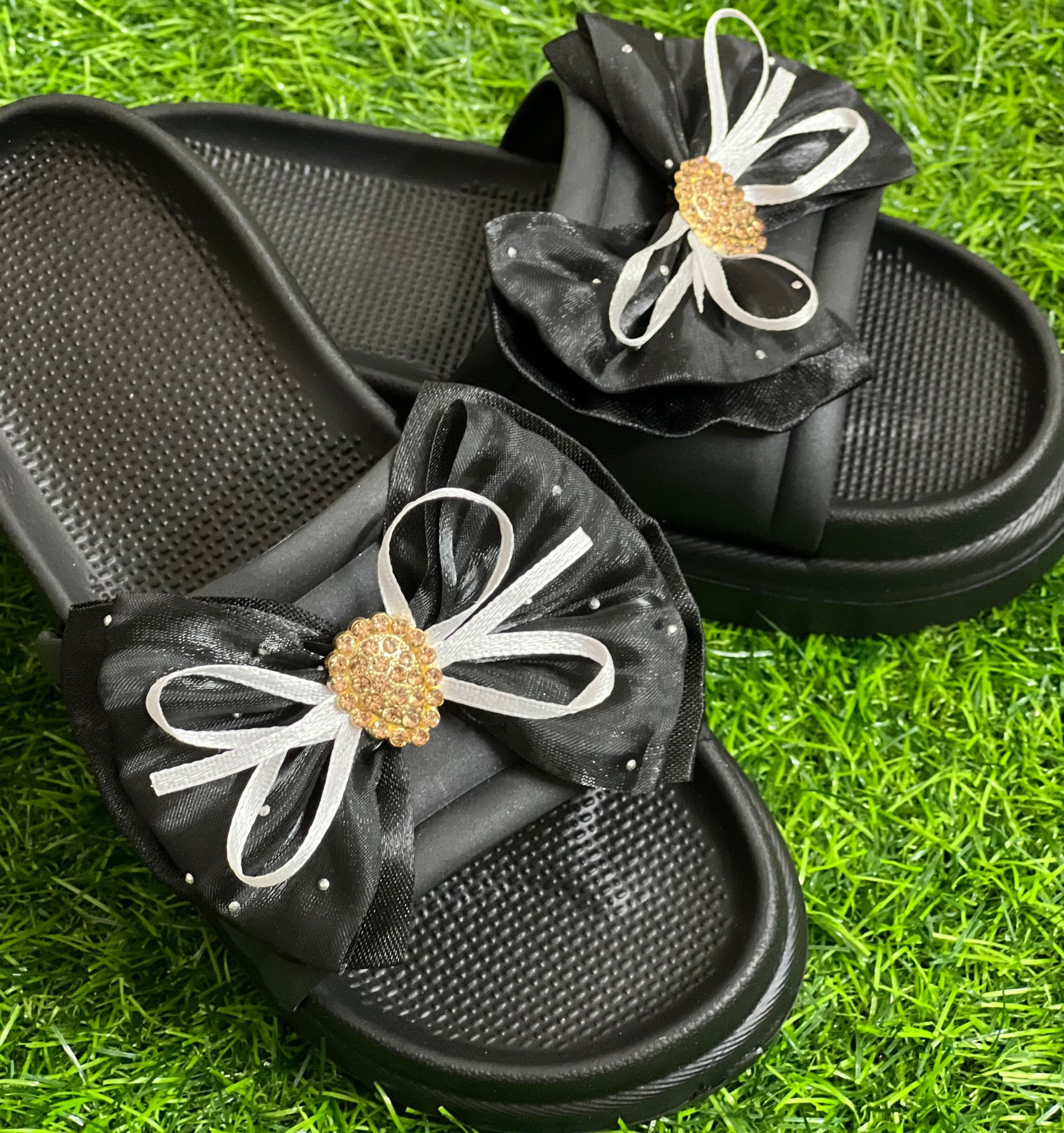 Picture of New Butterfly Bowtie Net Designed Thick Sole Slippers Sandals for Girls Ladies & Womens