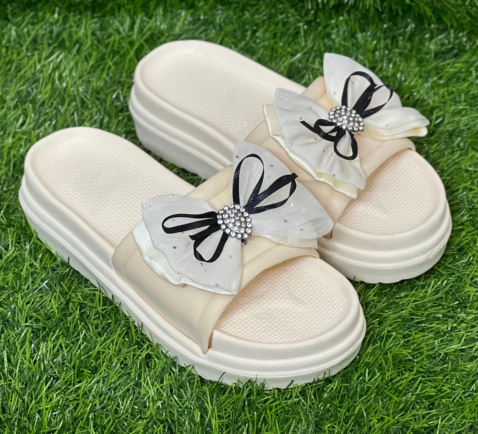Picture of New Butterfly Bowtie Net Designed Thick Sole Slippers Sandals for Girls Ladies & Womens