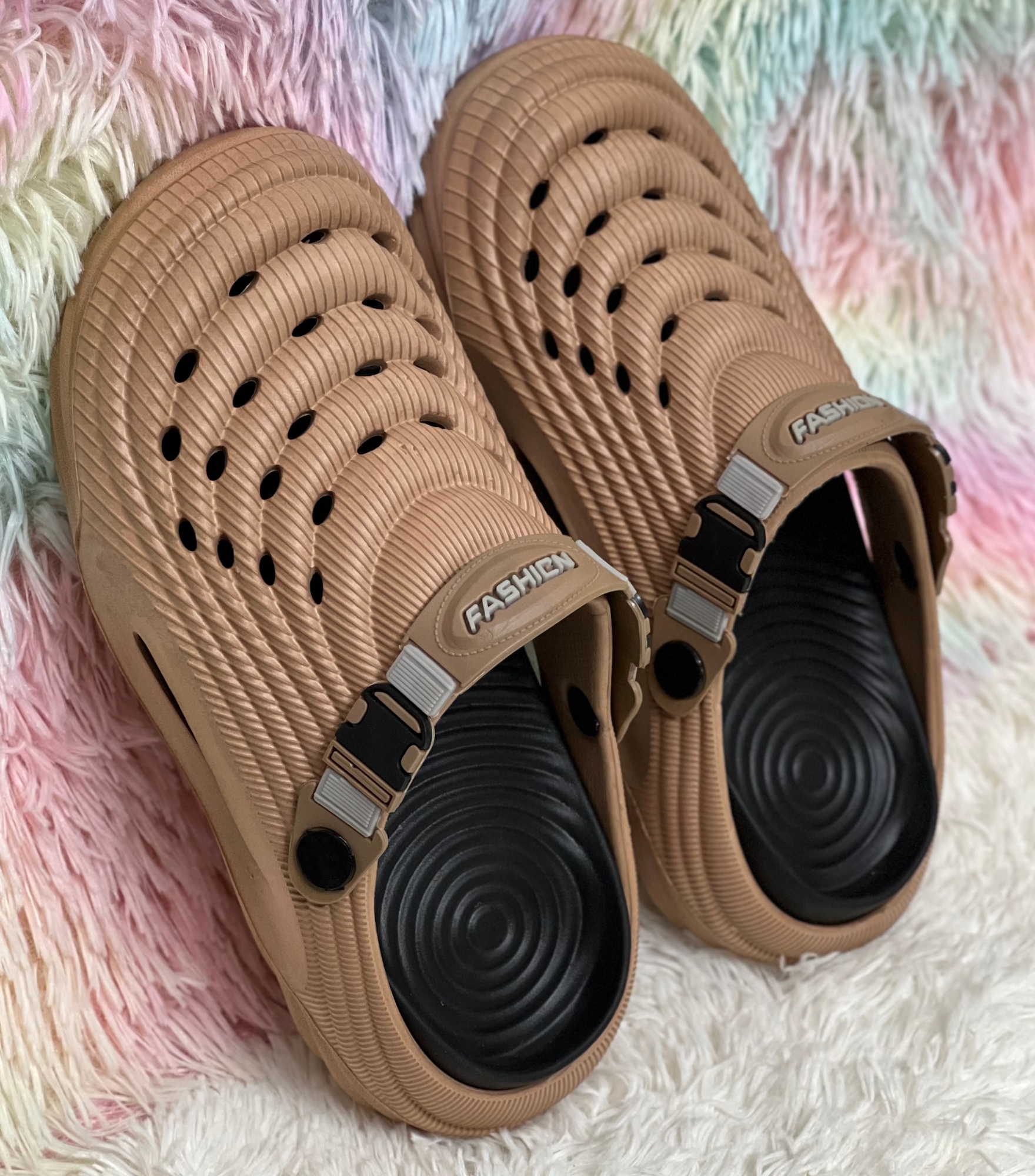 Picture of Mens New Echo-Ridge Textured Comfortable EVA Clogs Sandals