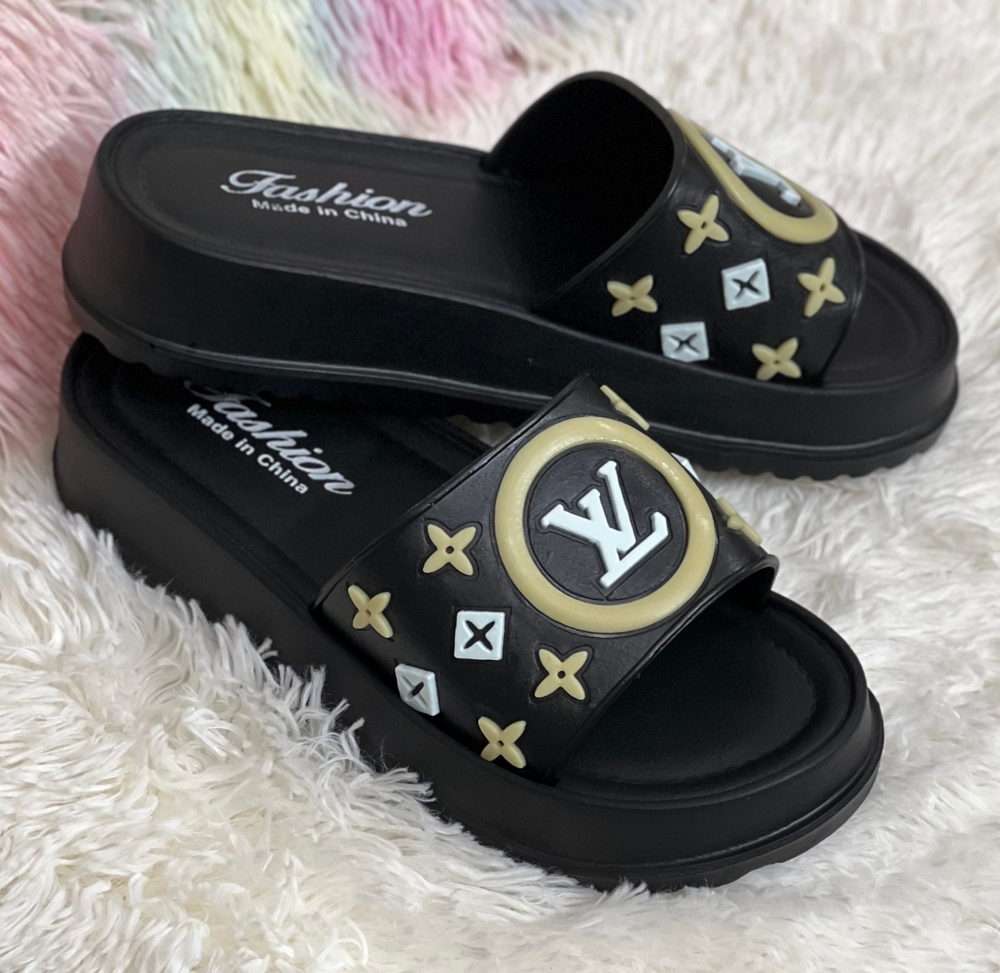 Picture of Girls LV Lightweight EVA Platform Slippers | Premium Silicone Designer Upper