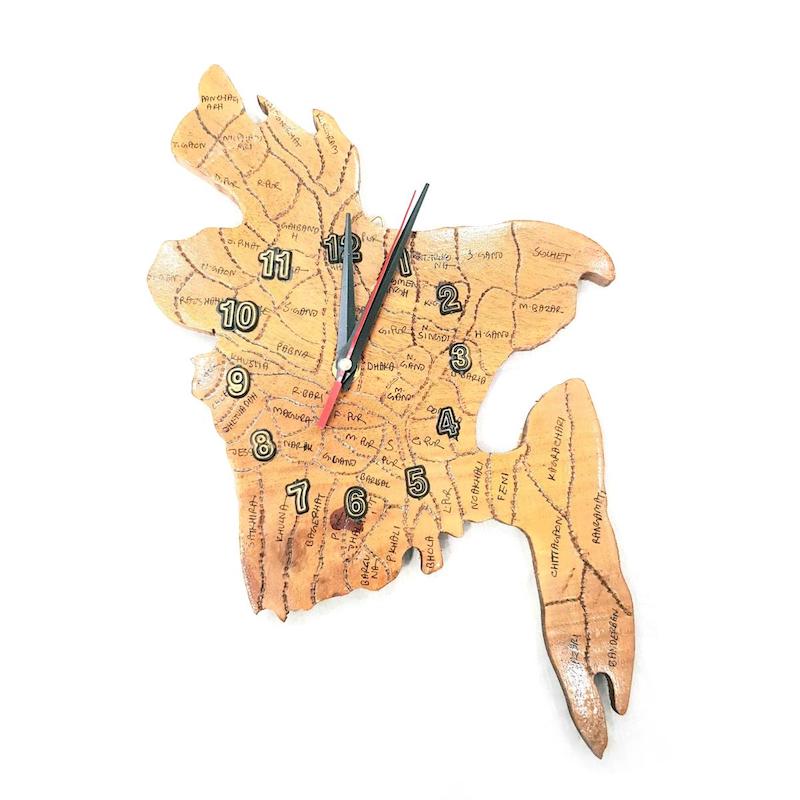 Picture of Exclusive map design wall clock showpiece(null)