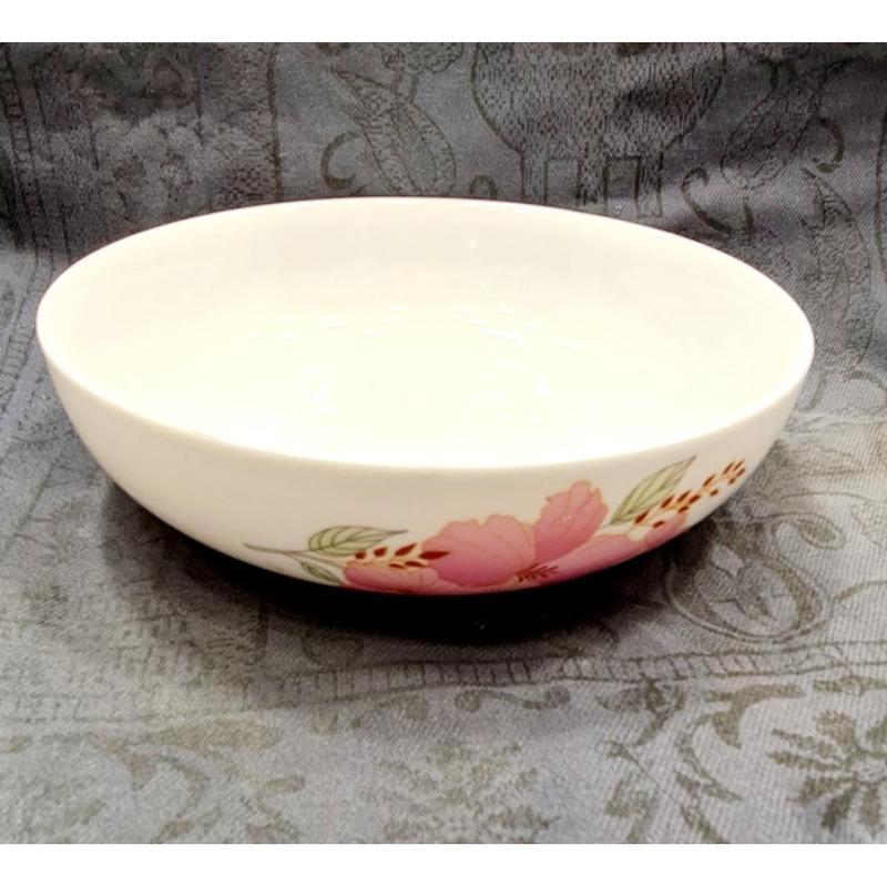 Picture of Ceramic deep bowl  curry dish