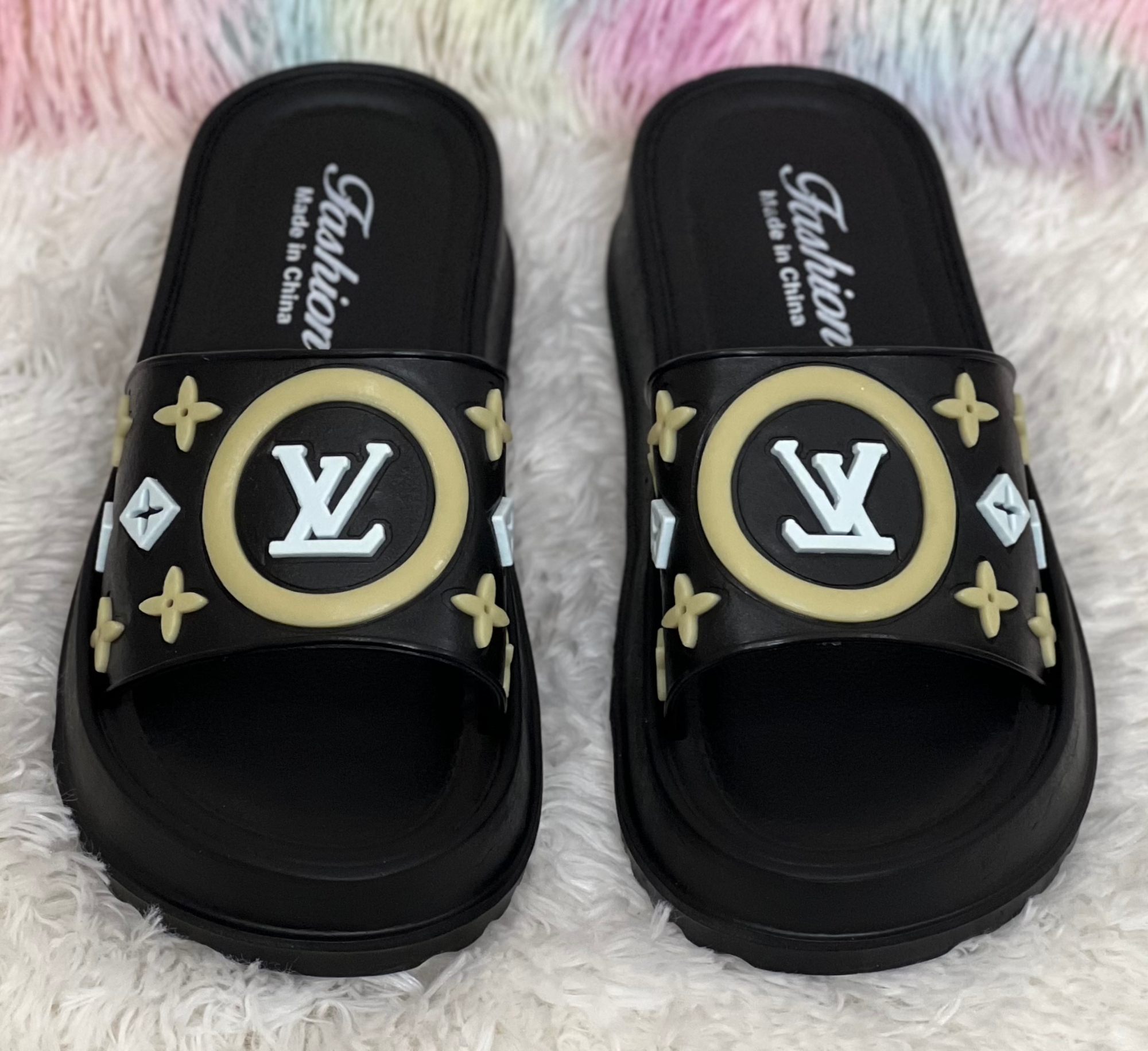 Picture of Girls LV Lightweight EVA Platform Slippers | Premium Silicone Designer Upper