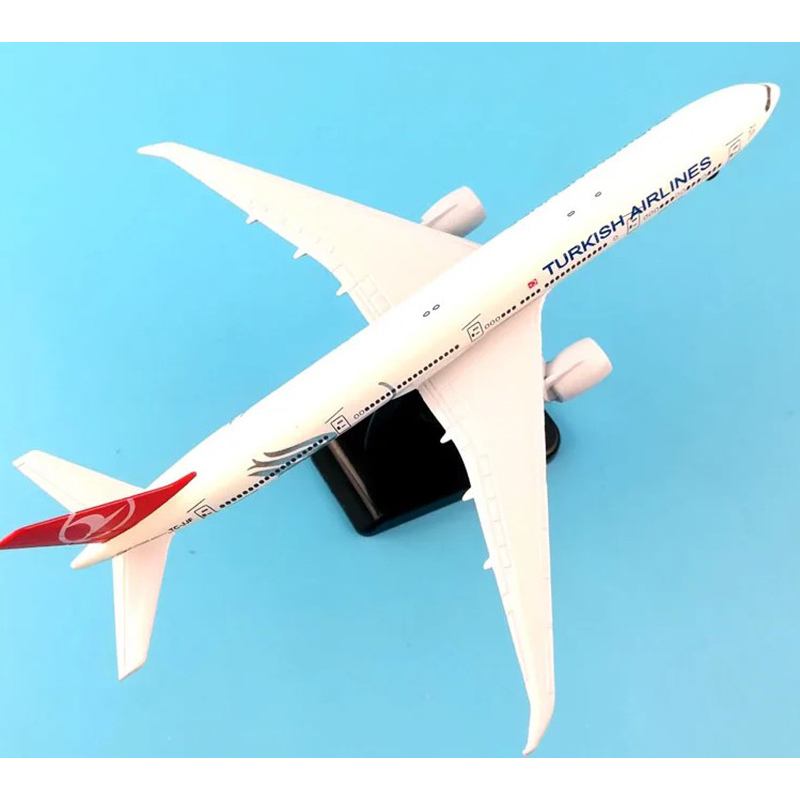 Picture of 20CM Turkish Airlines Boeing 777 Airplane model Turkey 16CM