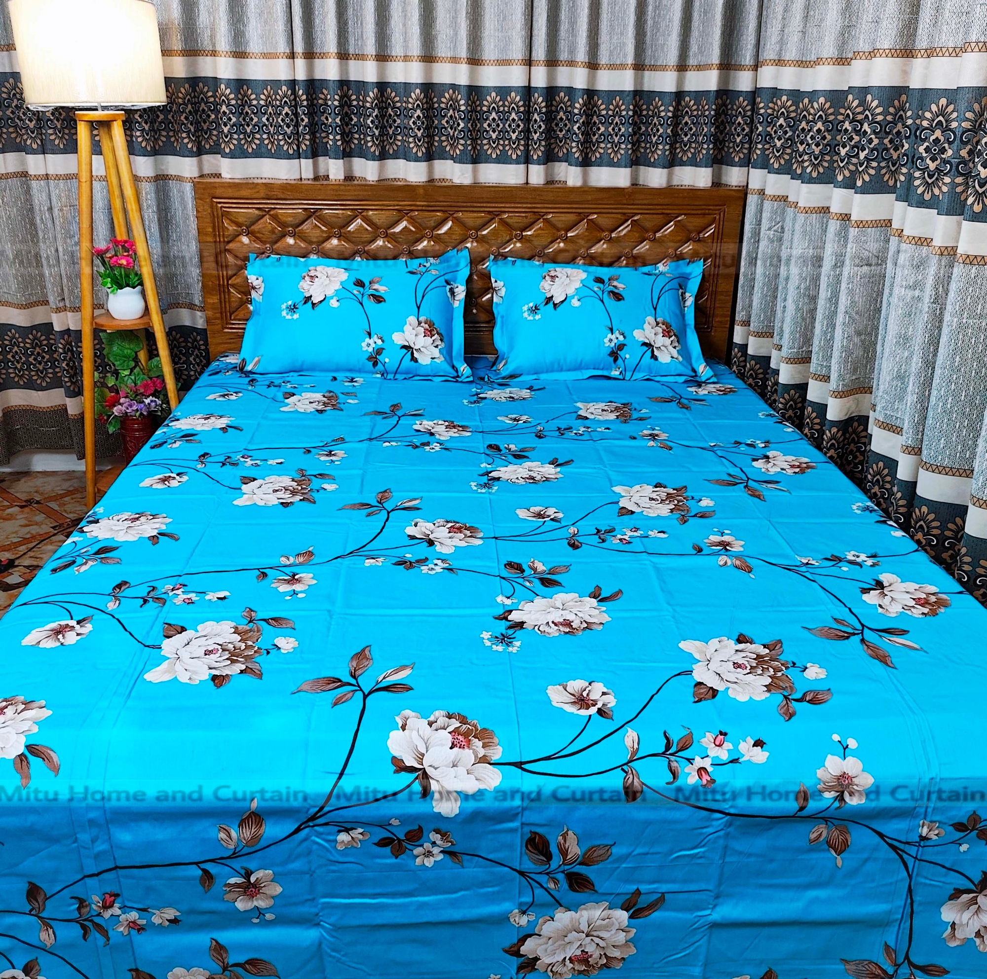 Picture of Primium King size Twill cotton Bedsheet with Pillow cover Chador set twill cotton  7.5×8.25feet Full cotton fabric Green ,  Fluorescent Green  , Cream