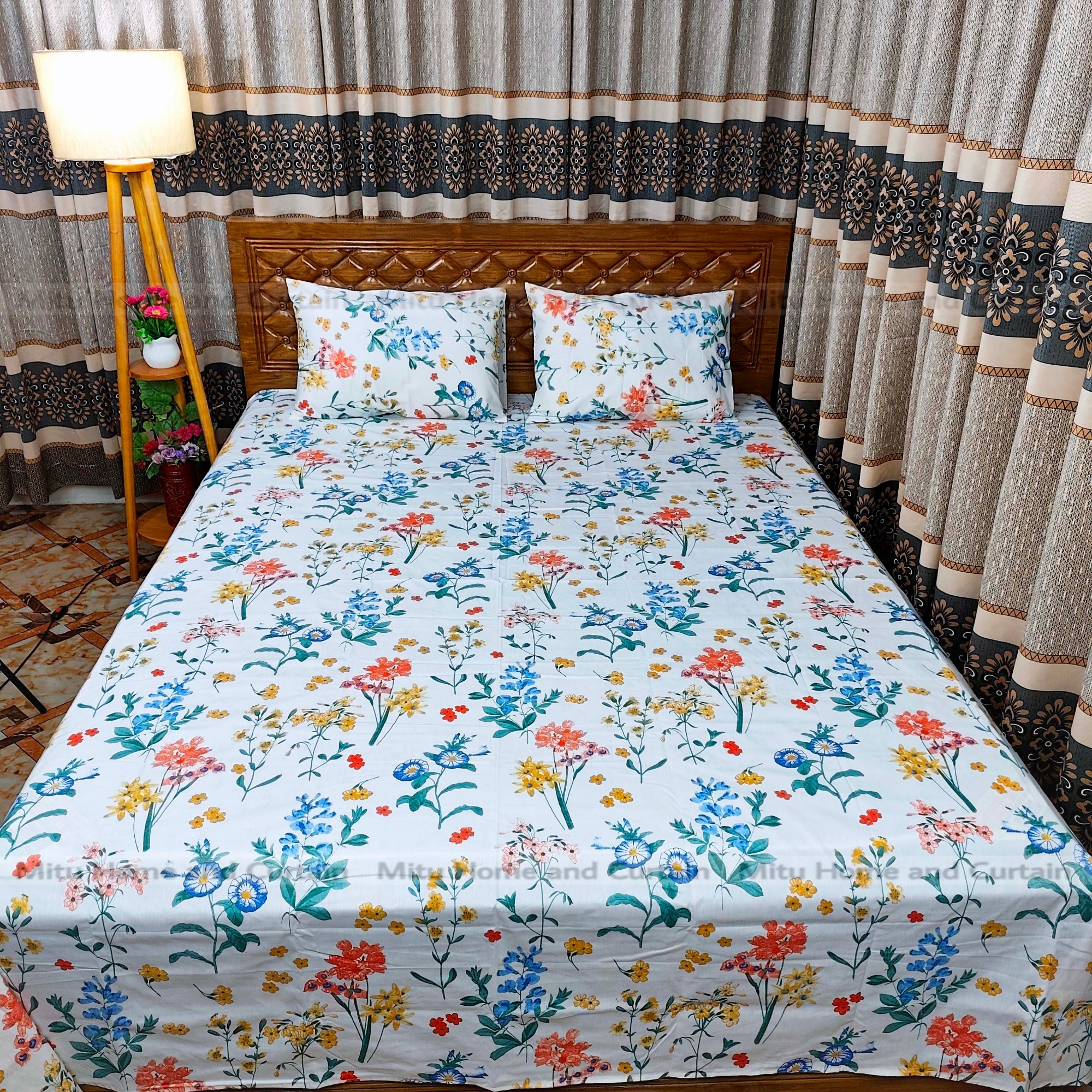 Picture of Primium King size Export Twill cotton Bedsheet with Pillow cover Chador set Export twill cotton  7.5×8.25feet Full cotton fabric Green ,  Fluorescent Green  , Cream