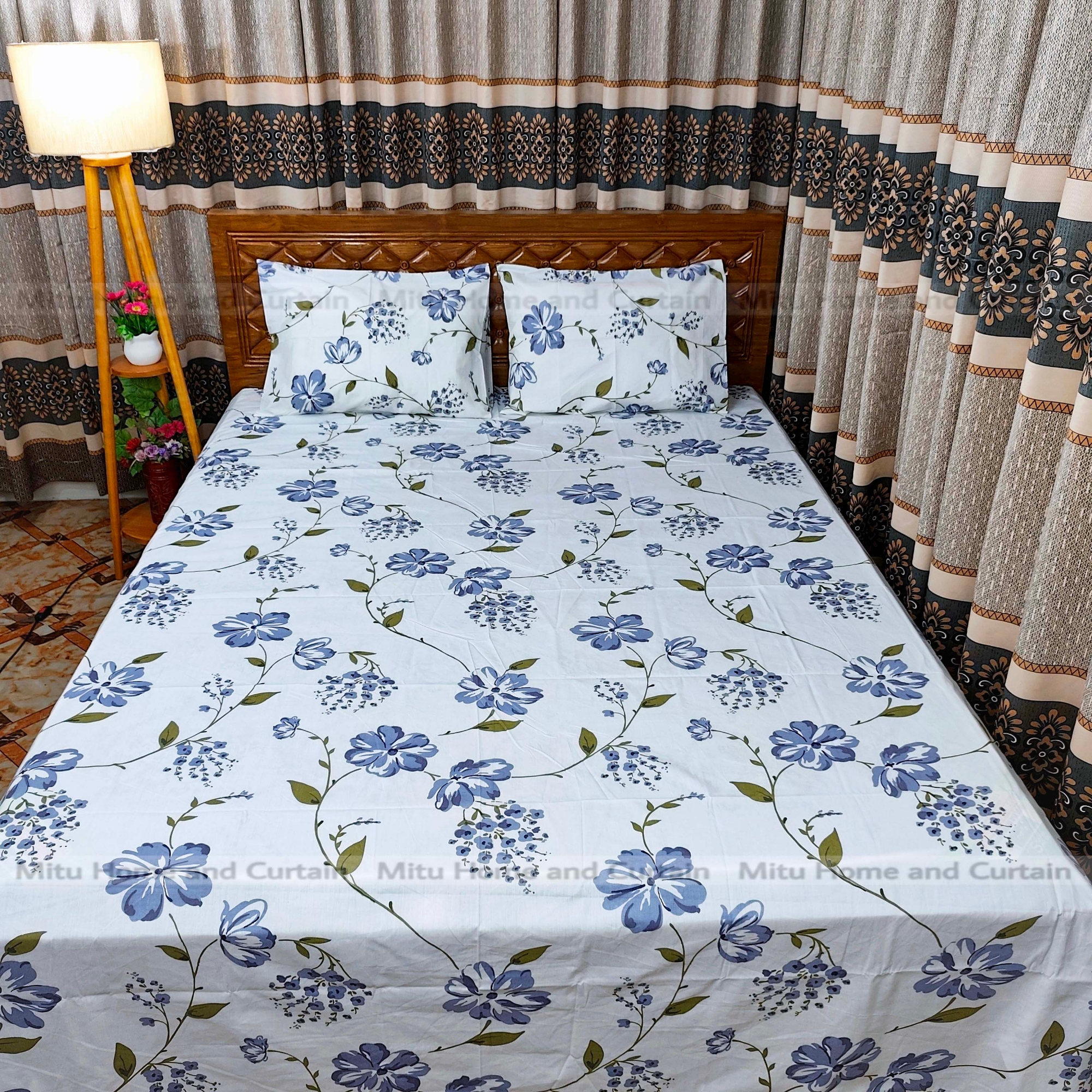 Picture of Primium King size Export Twill cotton Bedsheet with Pillow cover Chador set Export twill cotton  7.5×8.25feet Full cotton fabric Green ,  Fluorescent Green  , Cream