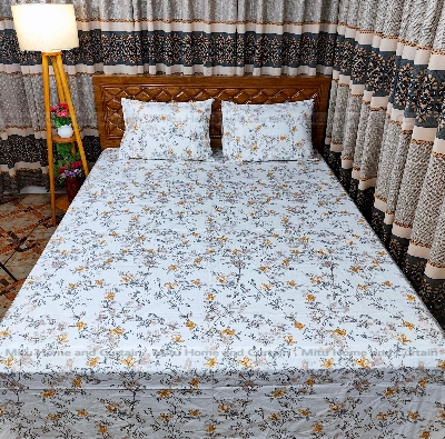 Picture of Primium King size Export Twill cotton Bedsheet with Pillow cover Chador set Export twill cotton  7.5×8.25feet Full cotton fabric Green ,  Fluorescent Green  , Cream