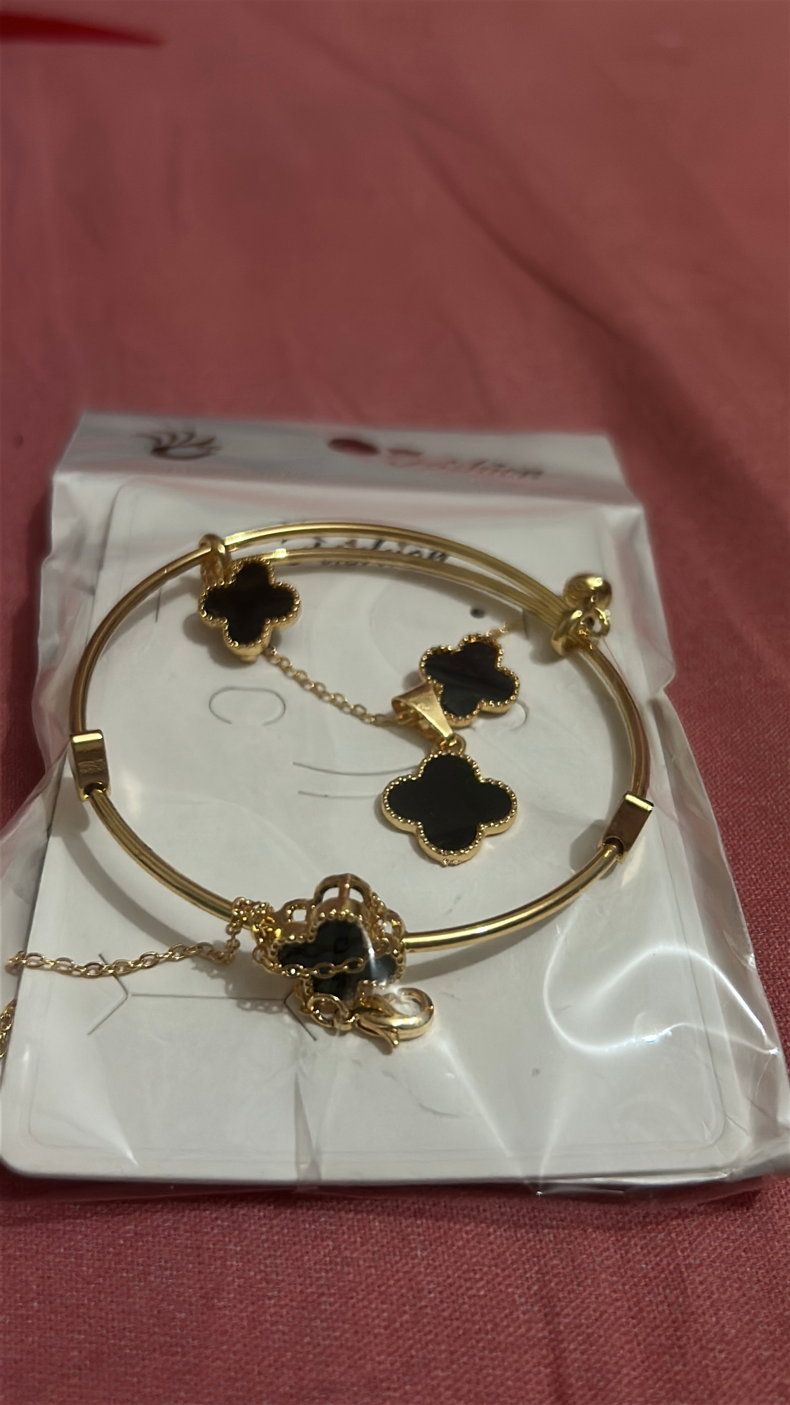 Picture of Luxury 4-Piece Adjustable Jewelry Set for Women - Gold Plated Clover Necklace, Earrings, and Adjustable Bangle Set (Black)