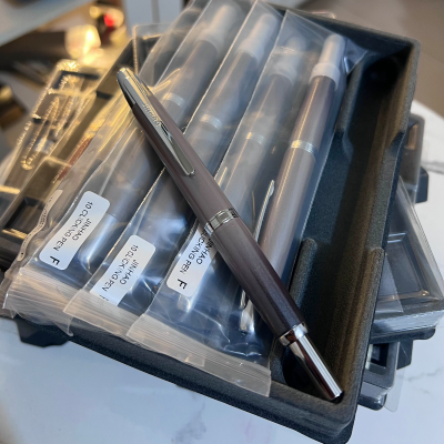 Picture of Jinhao 10 Series Retractable Fountain Pens- Gradient Gray 1 PCS