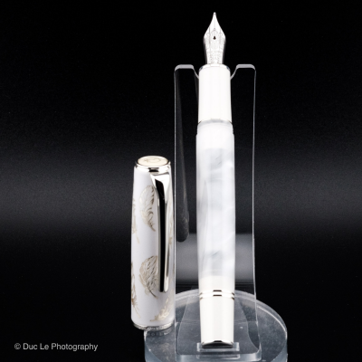 Picture of Hongdian N8 White Feather Fountain Pen