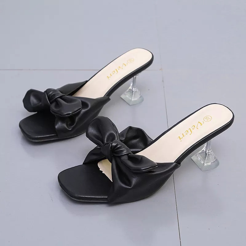 Picture of summer new crystal heel sandals and slippers women's solid color bow sandals with high-heeled slippers
Brand Name:ZhiHang
Model Number:dn-098
Midsole Material:PVC
Season:Autumn, Spring, Summer, Winter
Style:High top, Sporty
Outsole Material:PVC
Upper Mate