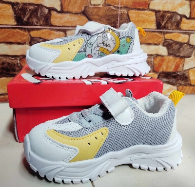 Picture of Children Casual Shoes 2025 Spring Girls Boys Breathable Mesh Tenis Sneakers for Kids Outdoor Soft Soled Sports Running Shoes