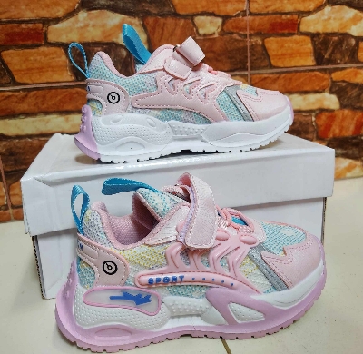 Picture of High quality microfibre material shoe for sports and jogging. boys and girls.