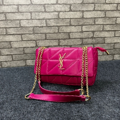 Picture of French spring new trendy women's tote bag temperament rhombic chain bag foreign fashion V grid embroidered big bag women