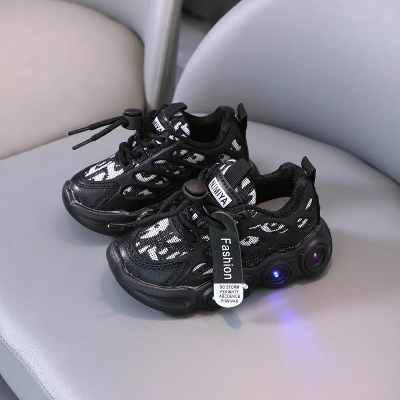 Picture of New fashion sports luminous shoes spring and autumn breathable casual shoes with lights children's lightweight soft bottom toddler shoes