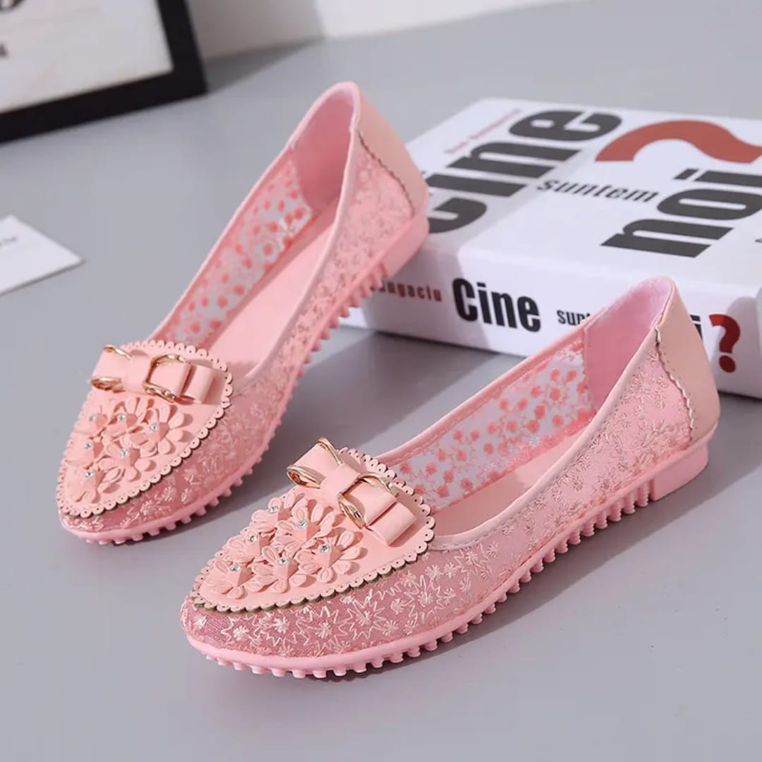 Picture of Ladies Summer New Flat Bottom Women Sweet Walking Slip on Soft Mesh Breathable Sandals