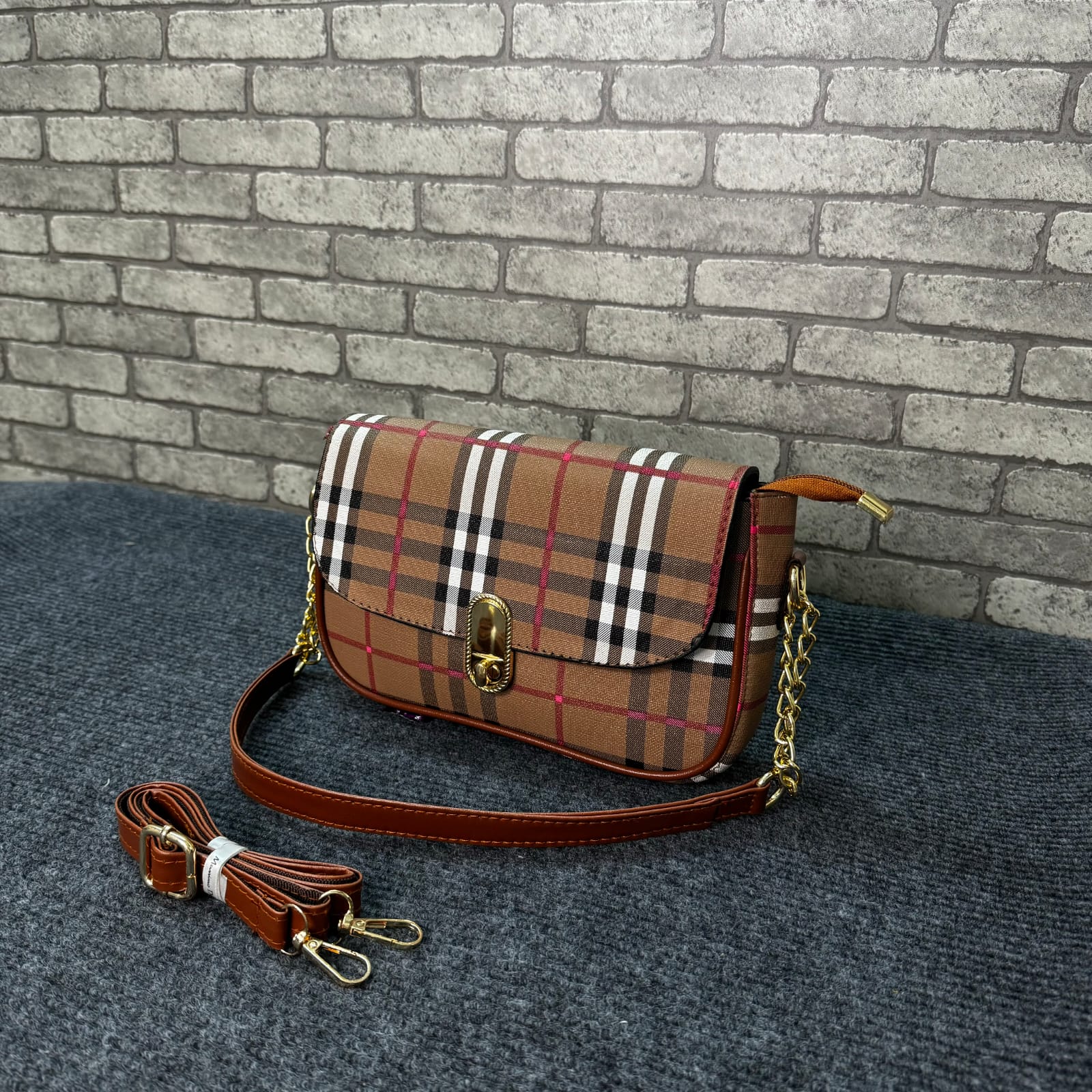 Picture of High Quality Womens Crossbody Shoulder Bag with Adjustable Strap