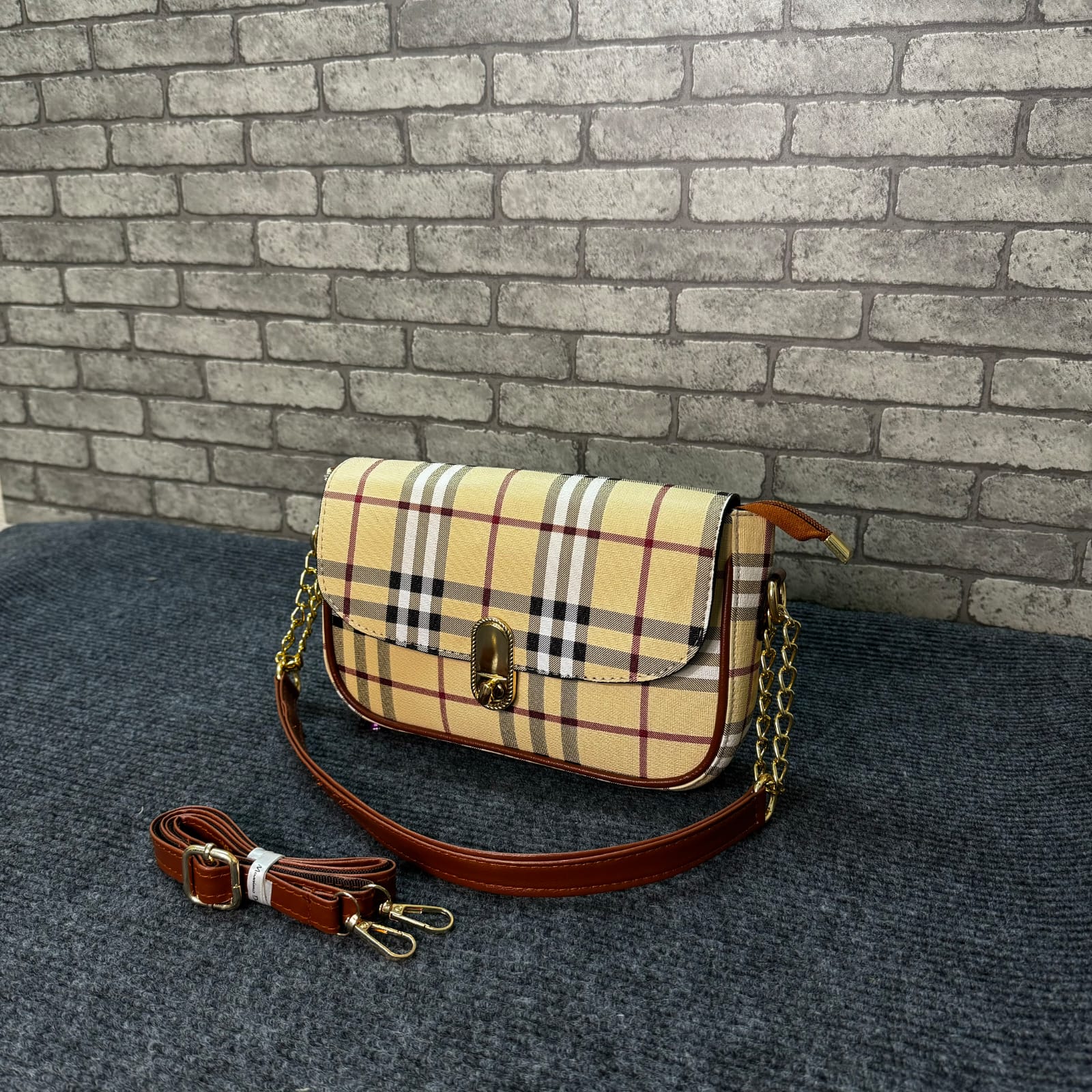 Picture of High Quality Womens Crossbody Shoulder Bag with Adjustable Strap