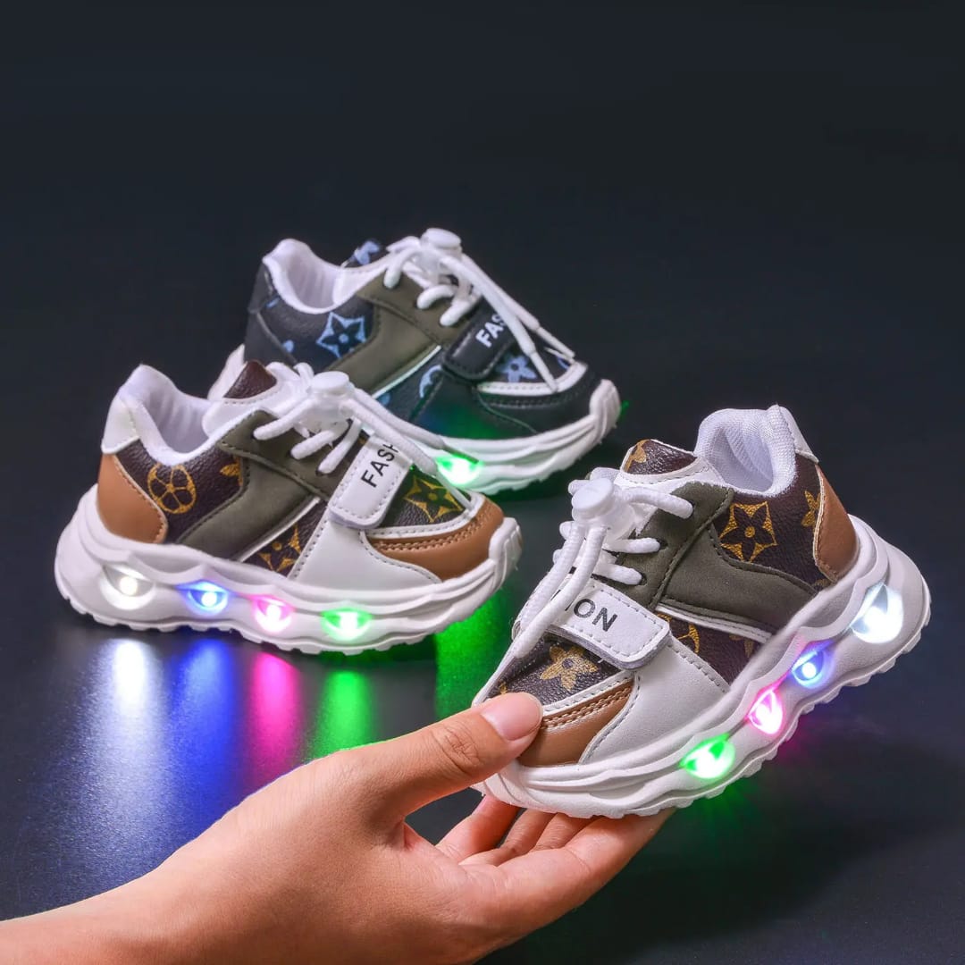 Picture of New Children's Sports Shoes Leather Spider ED Luminous Children's Shoes 1-6 Years Old Boys Sports Casual Shoes High Quality