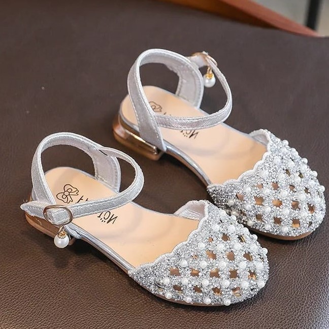 Picture of Summer New Hollow Girl Princess Sandals with Sequin Water Diamond Girl Performance Shoes