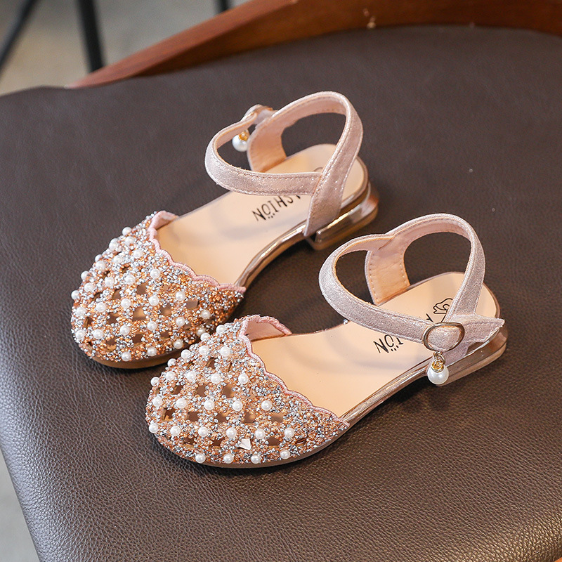 Picture of Summer New Hollow Girl Princess Sandals with Sequin Water Diamond Girl Performance Shoes