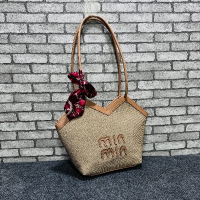 Picture of Fashion Trend Spring New Casual Bucket Bag for Ladies Foreign Style PU Leather Shoulder Messenger Bag