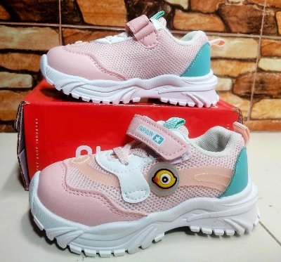 Picture of New Fashion Baby Shoes with Anti-slip Sole Soft PU Material Hot Selling for Kids