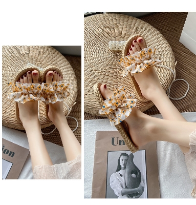 Picture of Women Summer Sandals and Slippers Outer Wear Sandals New Fashion All-match Floral Slippers Leisure Vacation Beach Fairy Sandals