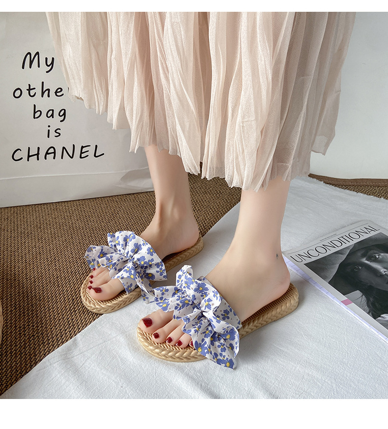 Picture of Women Summer Sandals and Slippers Outer Wear Sandals New Fashion All-match Floral Slippers Leisure Vacation Beach Fairy Sandals