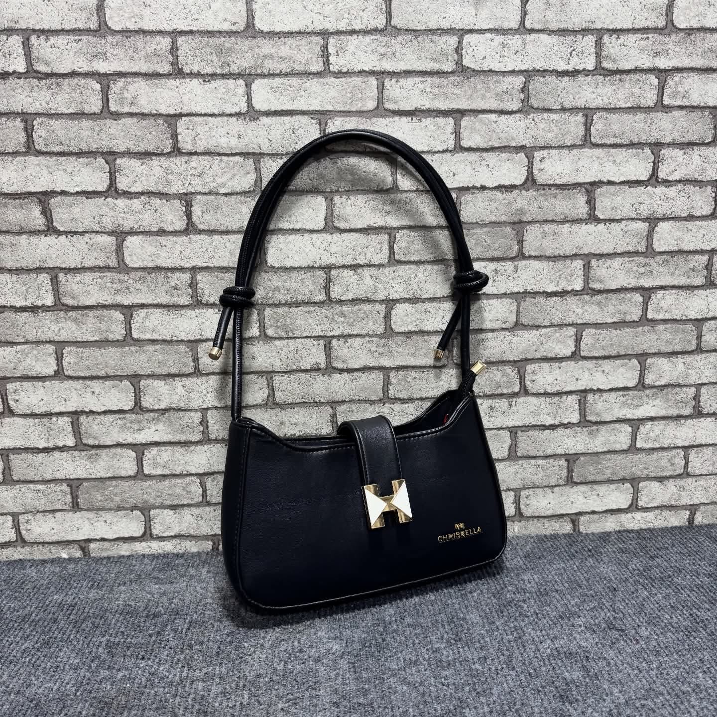 Picture of Casual Retro Single Shoulder Bags Cosmetic Bags PU Storage Bags Girls Handbags Makeup Lipstick Bags Rivet Star Purse Wallets Y2k Style Handbags Women Shoulder Bags