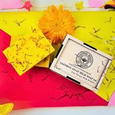 Picture of Golden Modina Tulip Saffron Goat Milk Soap 1pcs