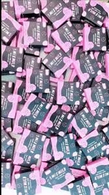 Picture of Strawberry Mix Milk Mask Scrub Soap (New Mix Milk Mask Scrub Soap -55g),1pcs