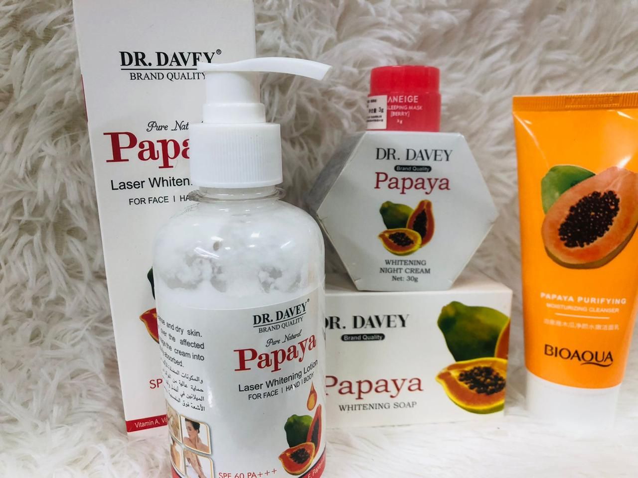 Picture of Papaya with special face wash,lotion,cream,beauty soap and lipbam combo 5pcs