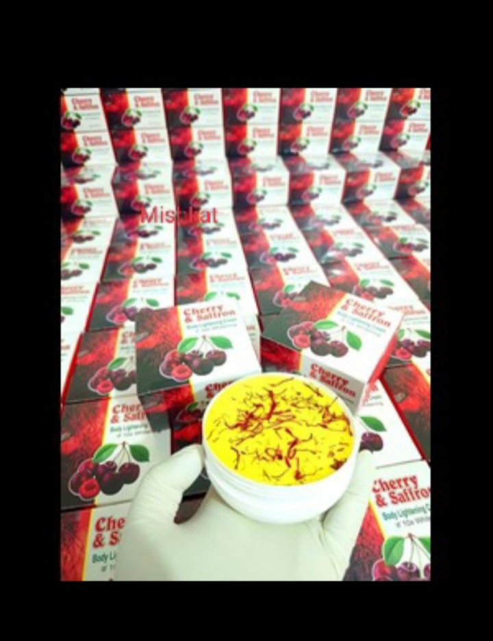 Picture of Cherry Saffron Body Whitening Cream for 10x Body Lightening - 300gm 1pcs